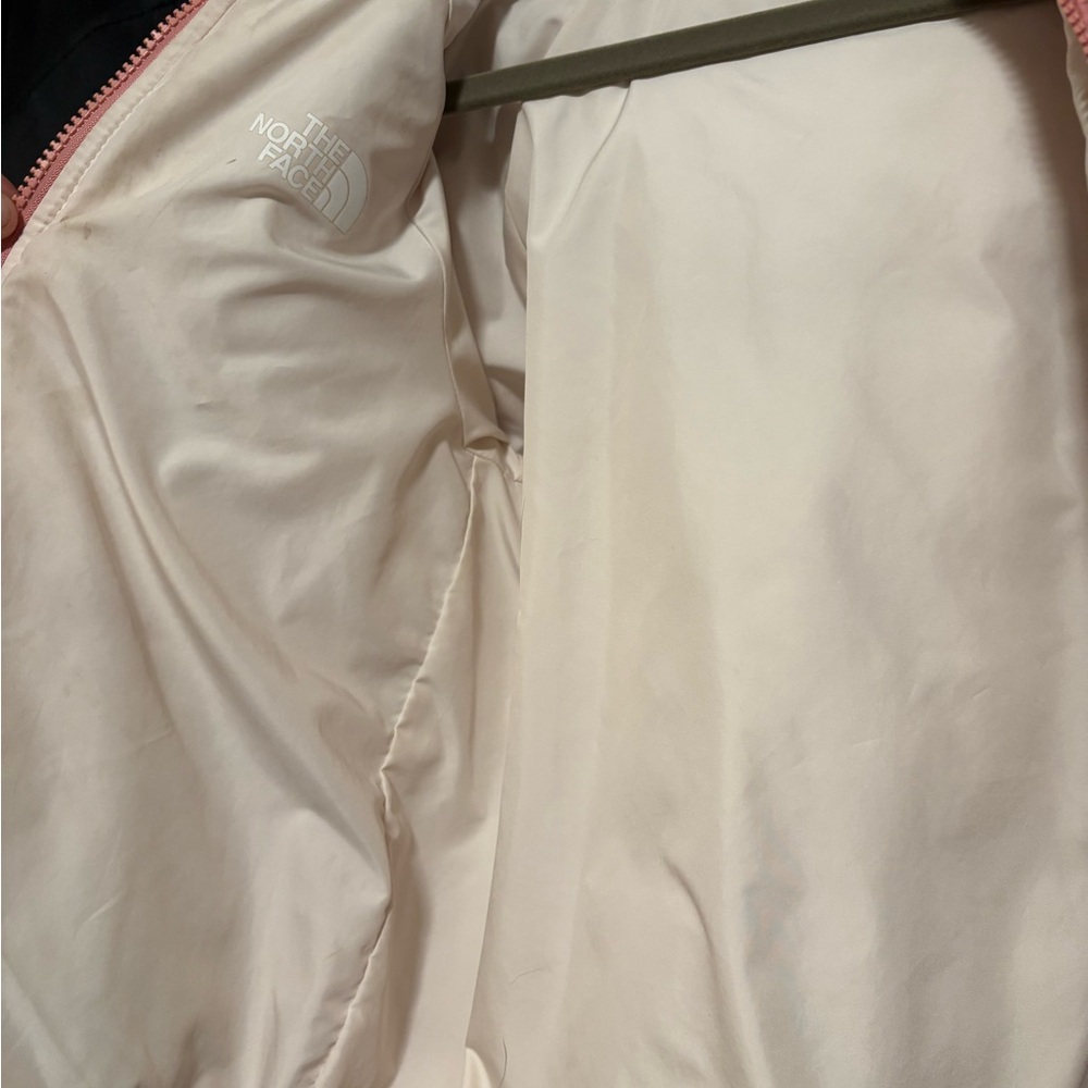 Used, stained with chapstick in washed, reversible